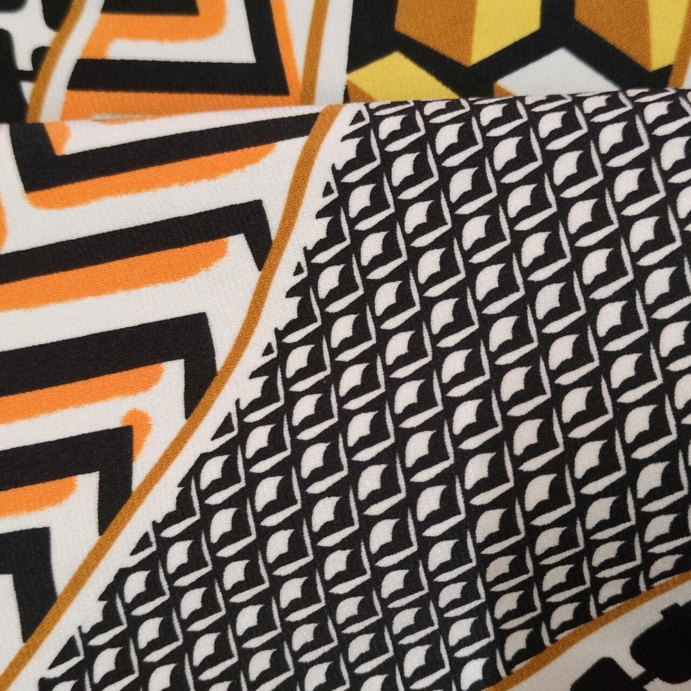 Gracia Gorgeous Black, Gold, and Cream Patterned Maxi Skort Size Small - Picture 6 of 10